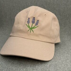 NWOT embroidery hyacinth cap